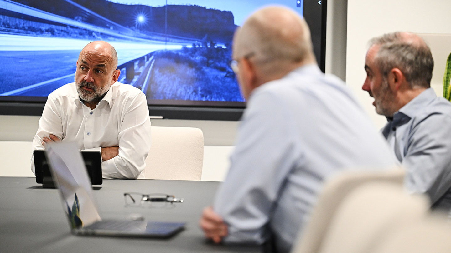 Image of the boardroom during a meeting