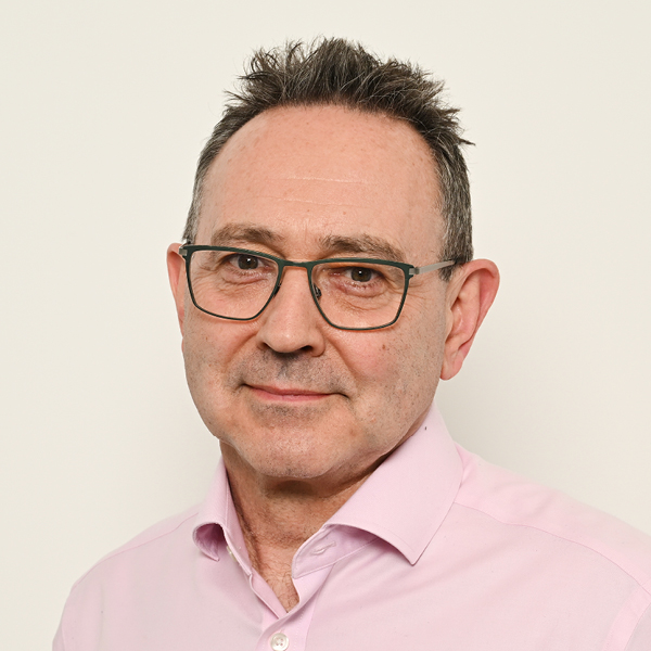 Headshot image of Gary Oliver